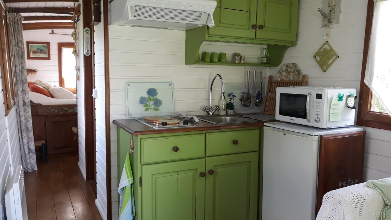 Roulotte Fleur Des Champs Villa Sigalens Kültér fotó