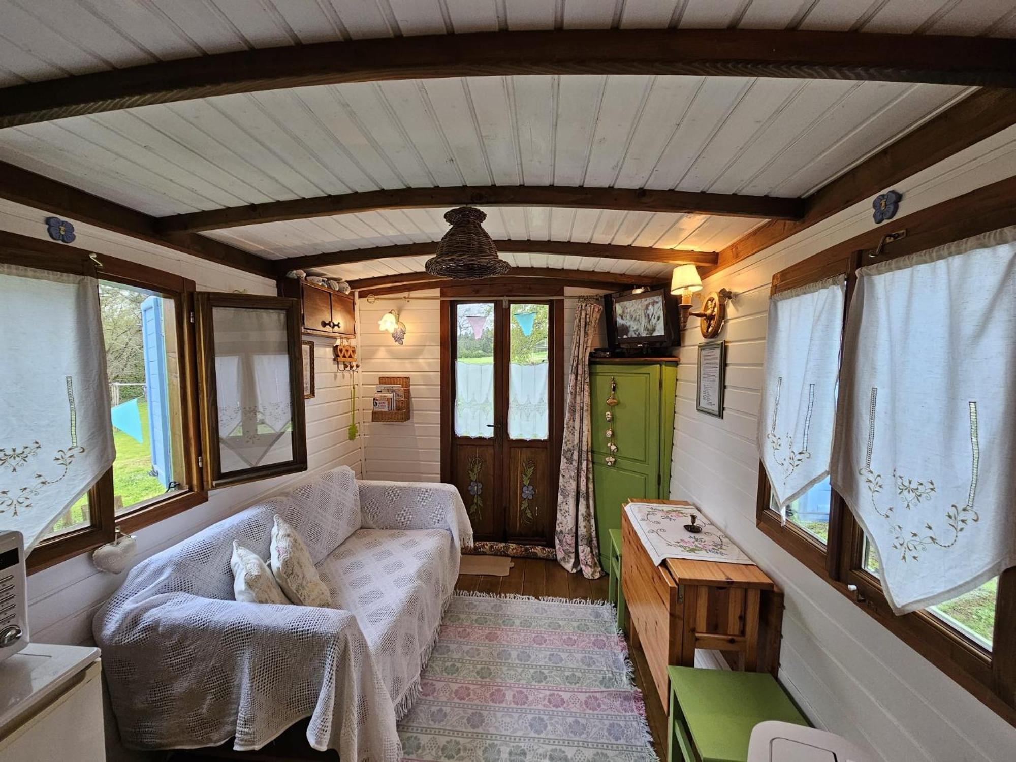 Roulotte Fleur Des Champs Villa Sigalens Kültér fotó