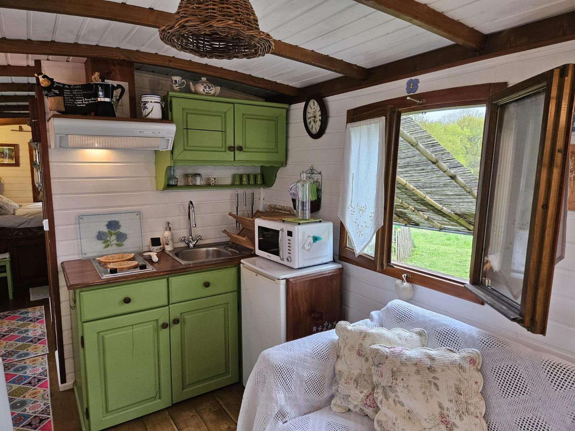 Roulotte Fleur Des Champs Villa Sigalens Kültér fotó