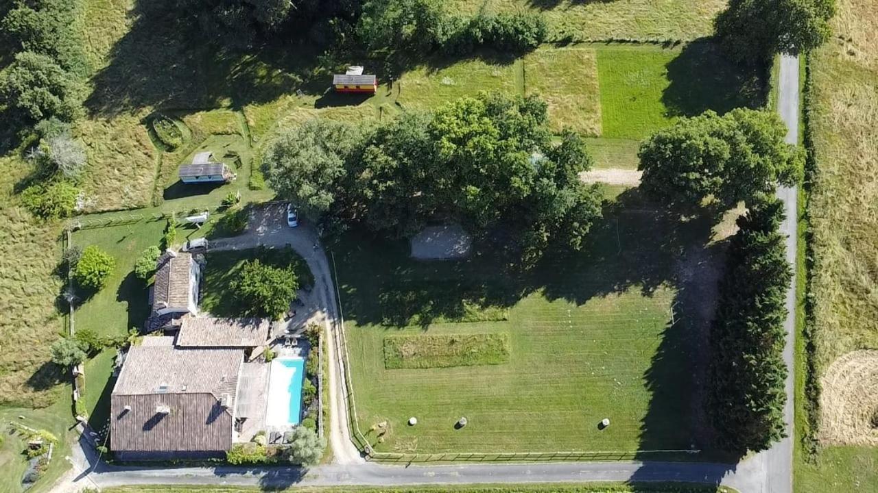 Roulotte Fleur Des Champs Villa Sigalens Kültér fotó